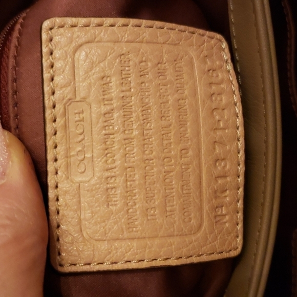 đť…şcoach leather multi color bag. - Picture 5 of 14